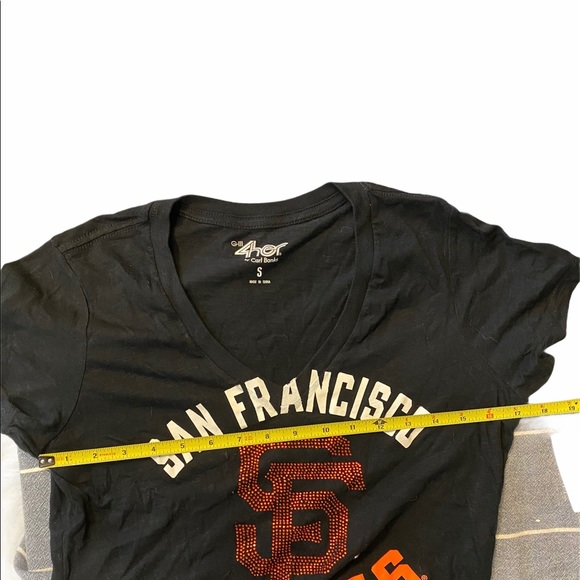 SF Giants Deep V Neck Sequined Tee - Picture 3 of 5